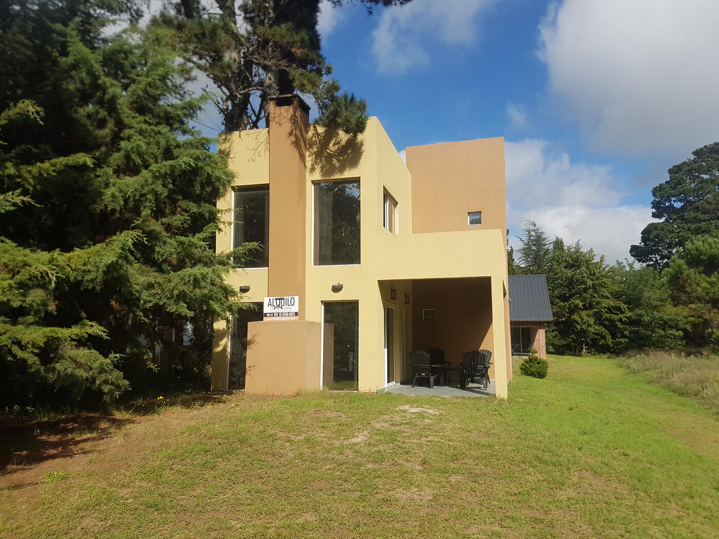 Casa Frente